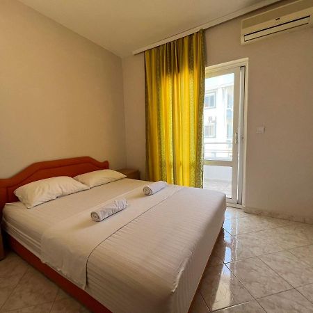 Apartments Ela Ulcinj Exterior photo