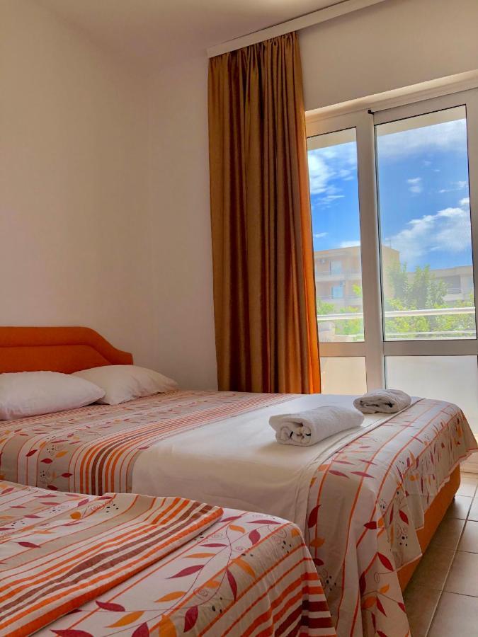 Apartments Ela Ulcinj Exterior photo