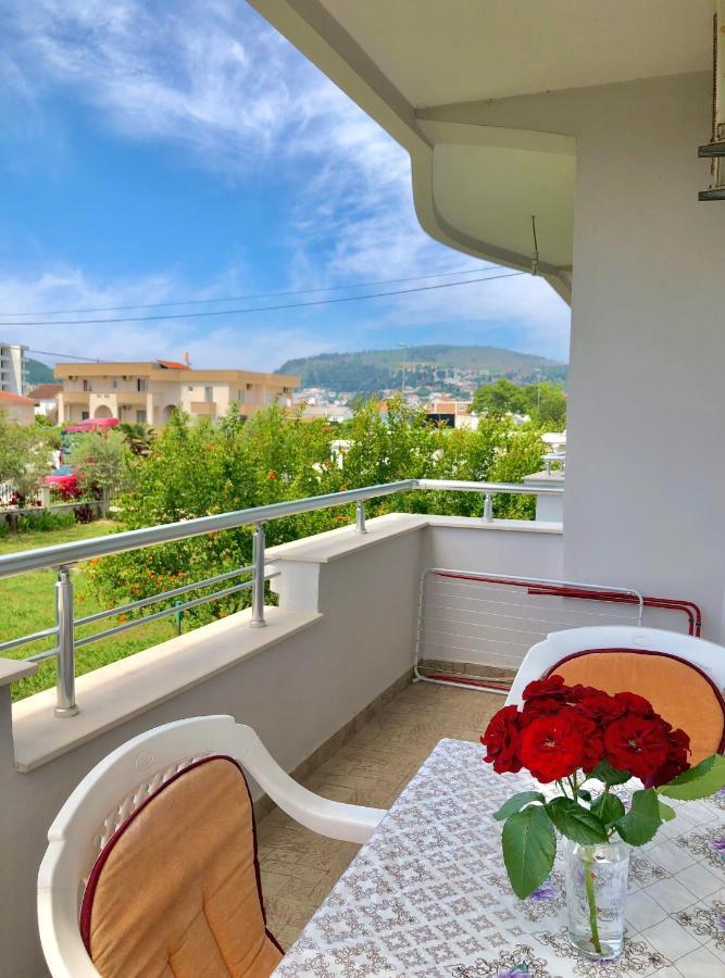 Apartments Ela Ulcinj Exterior photo