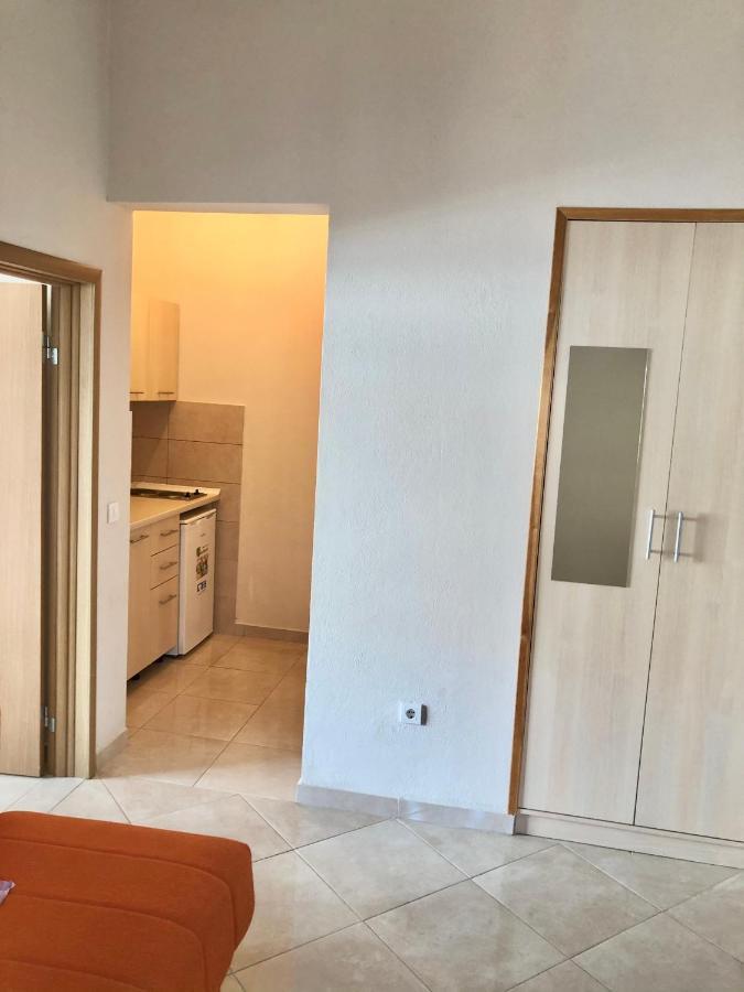Apartments Ela Ulcinj Exterior photo