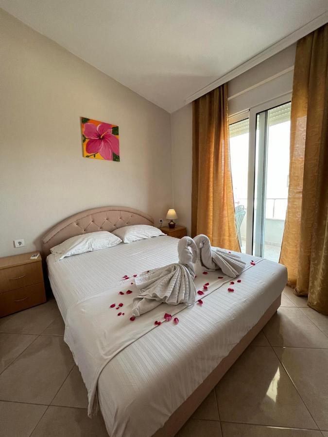 Apartments Ela Ulcinj Exterior photo